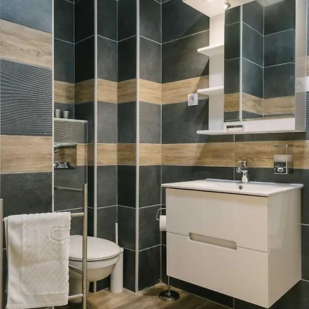 Nar Royalton Accommodation Nis Room photo