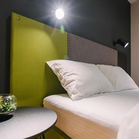 Nar Royalton Accommodation Nis Room photo