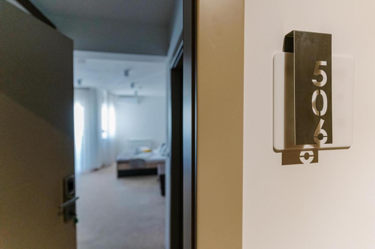 Nar Royalton Апартаменты *
